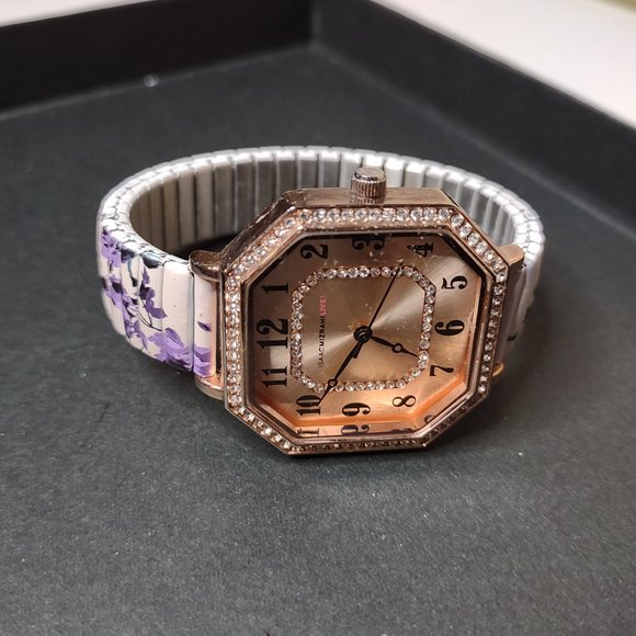 6 Inch Isaac Mizrahi Watch With Purple Floral Stretch Band - Picture 1 of 10